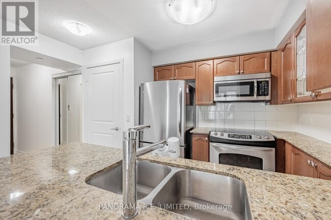 Building Photo - 205-1205 Sherway Gardens Rd