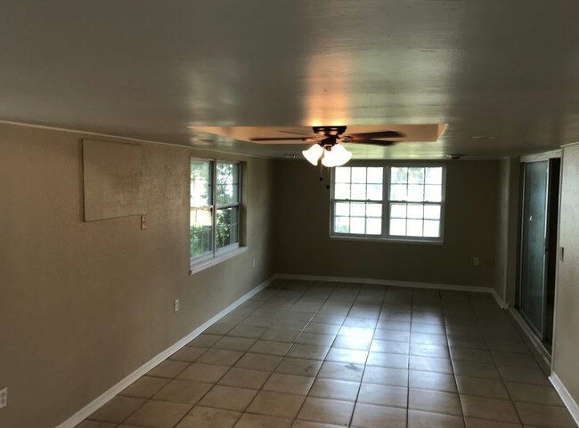 Foto del edificio - Newly Renovated 3/2 House - 7301 Westcott Dr.
