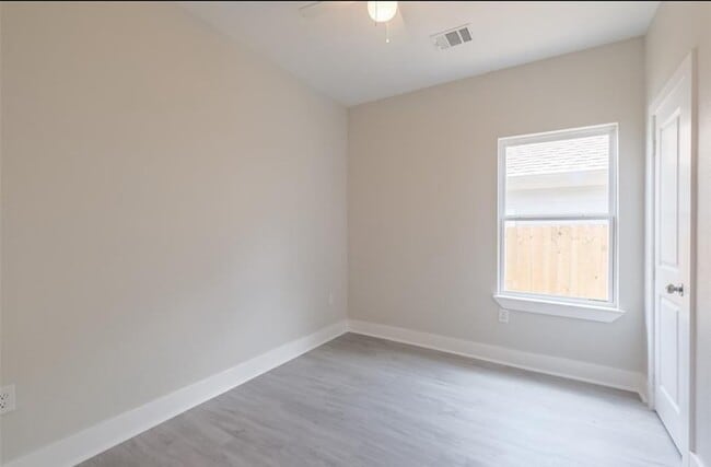 Building Photo - 16980 W Dounreay St