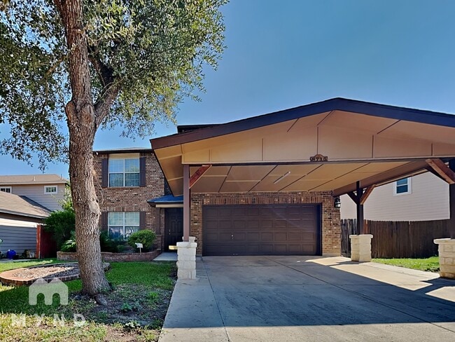 Building Photo - 8715 Veranda Ct