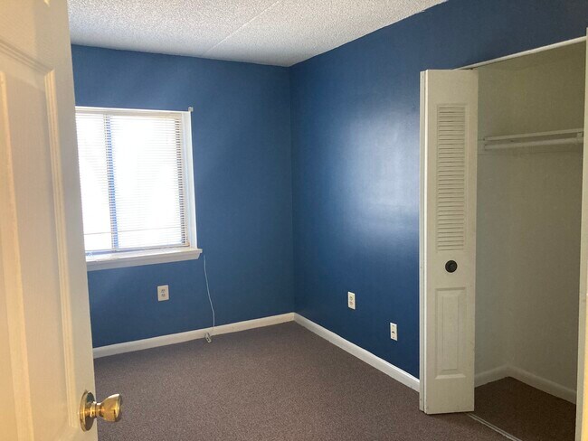3rd bedroom - 11739 Ledura Ct