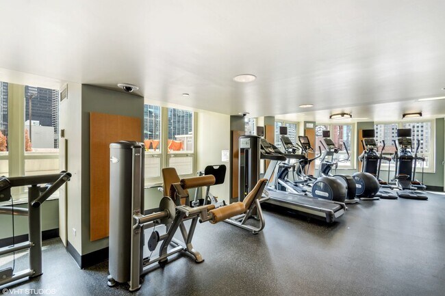 Foto del edificio - 345 N La Salle Dr