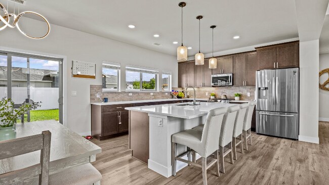 Foto del edificio - 2129 Bloomfield Ave