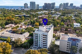 Building Photo - 2740 SW 28th Terrace