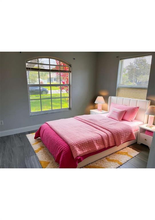 Foto del edificio - 3350 Countryside View Dr