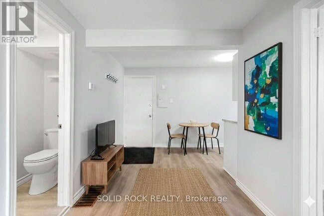 Building Photo - 420 Arlington Ave