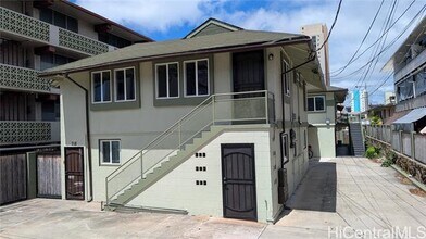 Building Photo - 718 Kamuela Ave