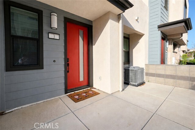 Foto del edificio - 2957 W Lincoln Ave