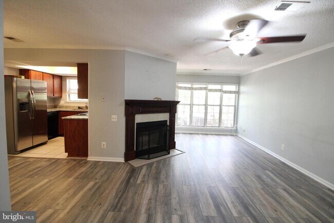 Building Photo - 12016 Golf Ridge Ct