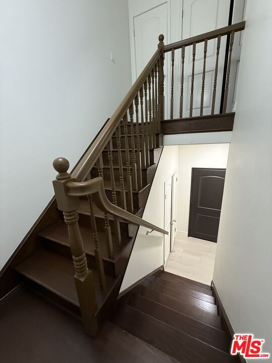 Foto del edificio - 962 S Gramercy Dr