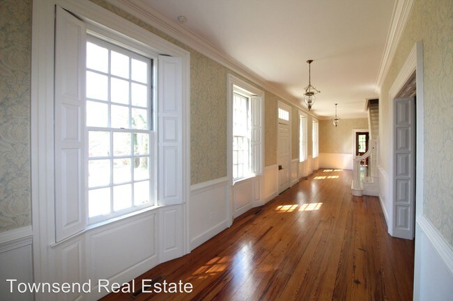 Foto del edificio - 4 br, 3.5 bath House - 1604 Twin Oaks Dr