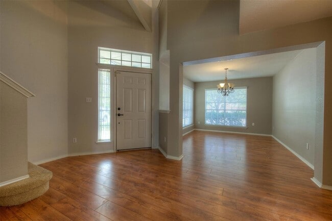 Building Photo - 14721 Noya Dr