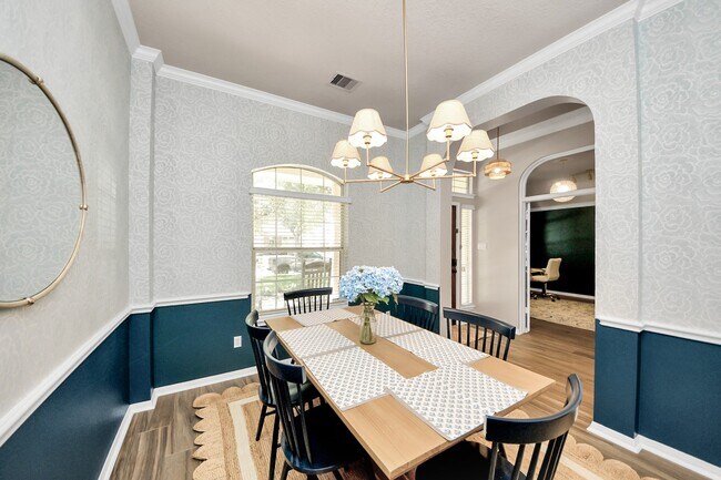 Foto del edificio - 7823 Hazy Brook Ln