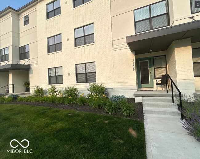 Building Photo - 12999 Moultrie St