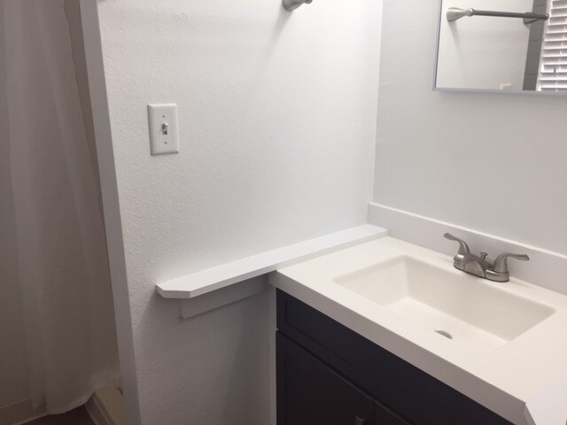 Foto del edificio - 1442 Victoria St