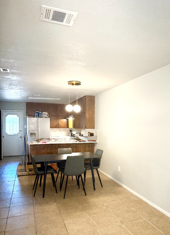 Building Photo - 2407 Ventura Dr