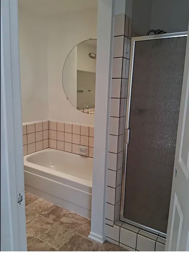 Foto del edificio - 366 E 15th St