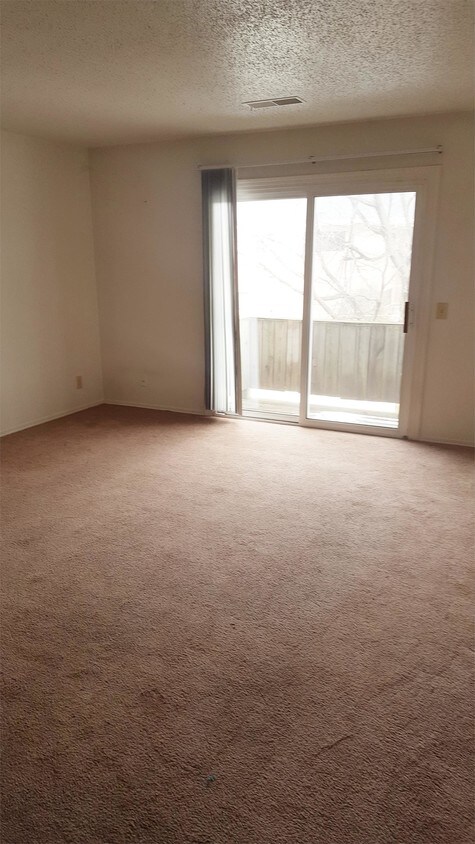 Foto principal - 1903 Nancy Ct