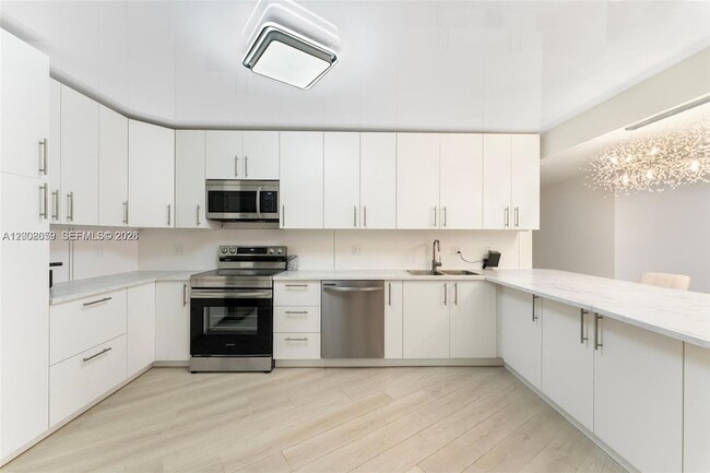 Photo - 2500 Parkview Dr Apartment