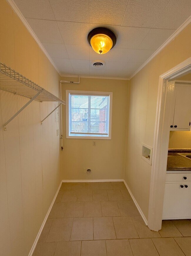 Foto del edificio - 3240 N Waynoka Cir