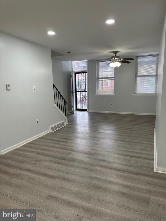 Foto del edificio - 3739 Wallace St