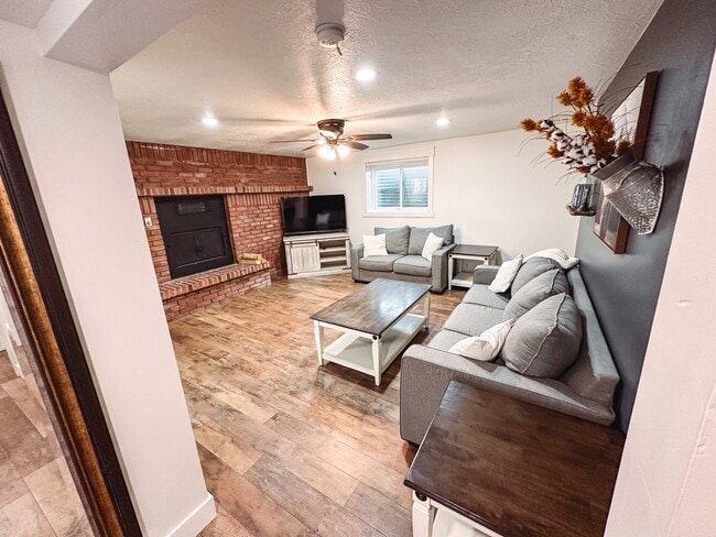 Building Photo - 12911 S 4570 W