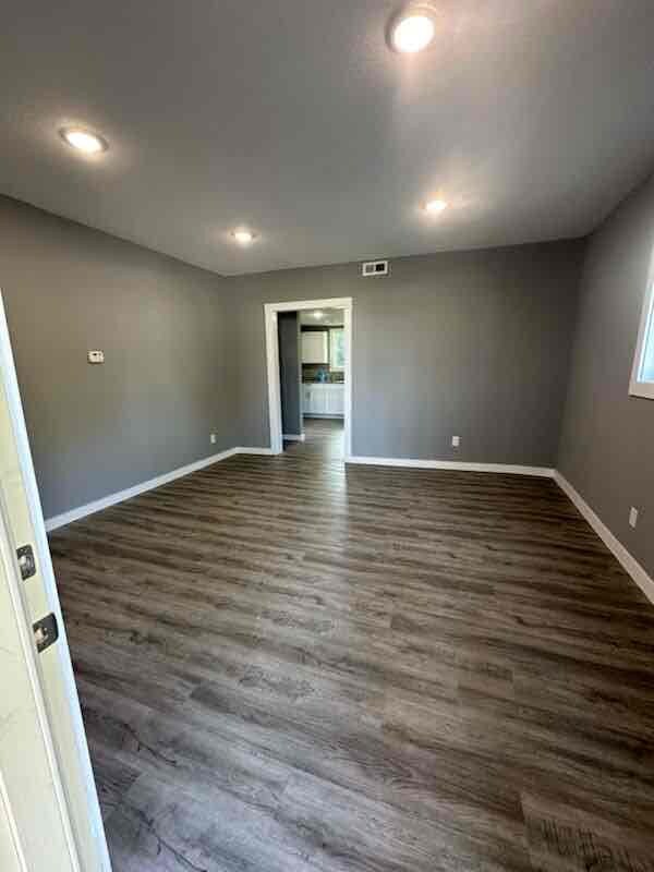 Foto del edificio - 406 S Church St