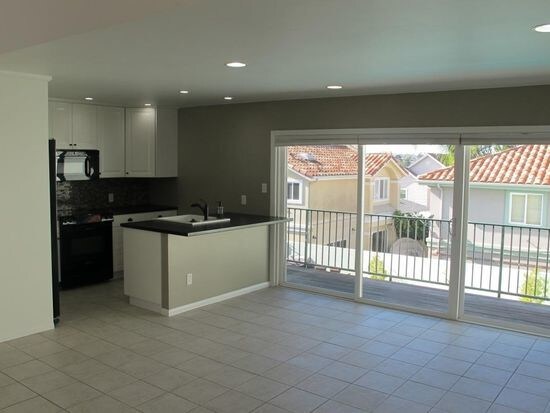 2603 Phelan Ln Unit Upper Redondo Beach Ca 90278 Apartment For Home California Redondo Beach 2603 Phelan Ln Unit Upper Primary Photo