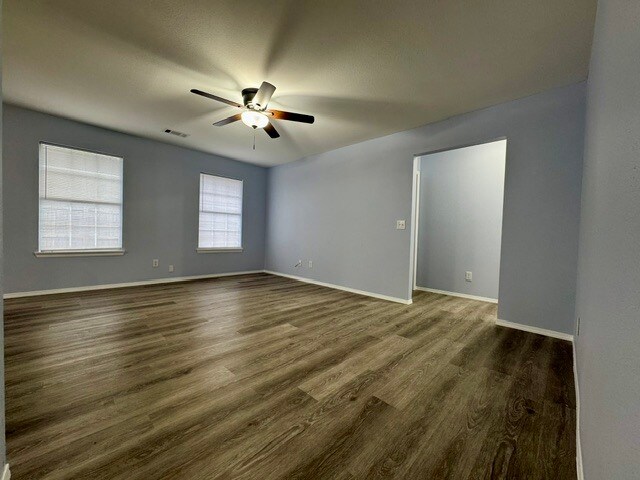 Foto del edificio - 4301 SW Broadstone Ave