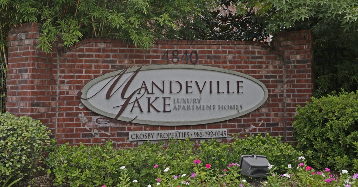 Primary Photo - Mandeville Lake Apartments -