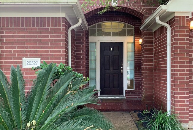 Foto del edificio - 20527 Spur Branch Ln