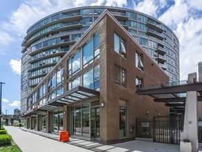 Building Photo - 445 2nd Av W
