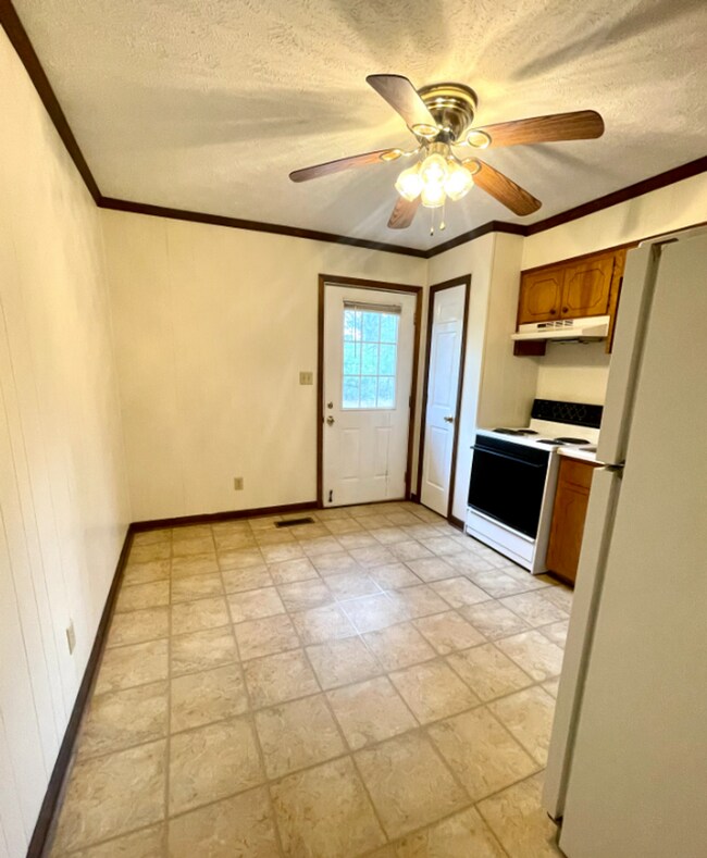 Foto del edificio - 217 Geoff Ln