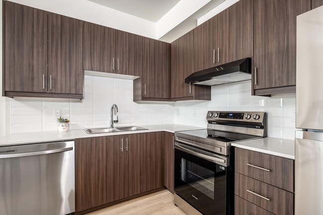 Building Photo - Stone West