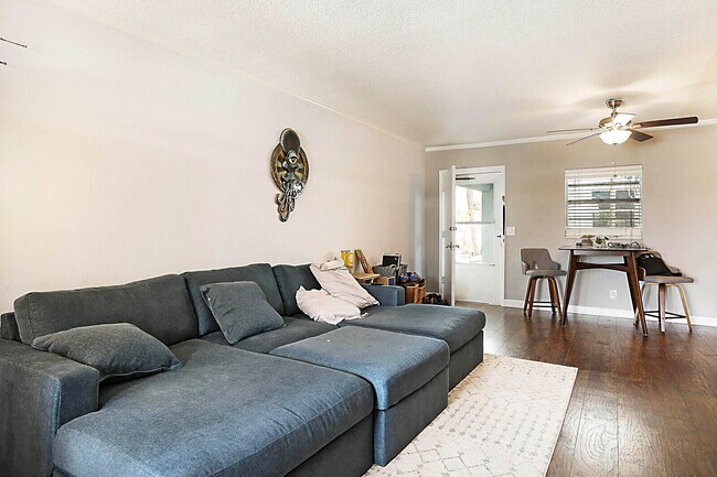 Foto del edificio - 725 Hummingbird Way