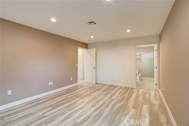 Foto del edificio - 7441 Beckford Ave