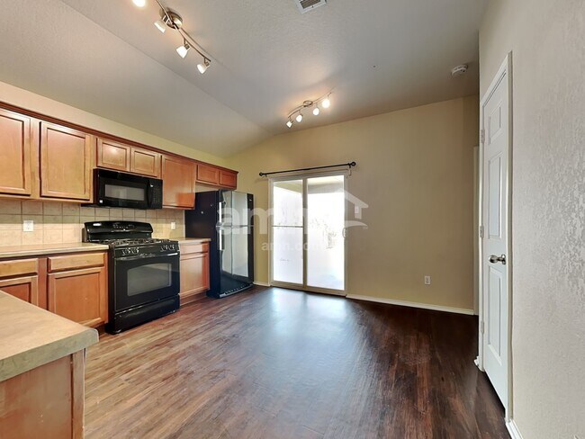 Building Photo - 310 Wild Plum