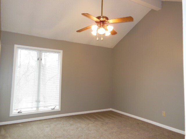 Building Photo - 4811 Horton St, Mission, KS 66202, USA