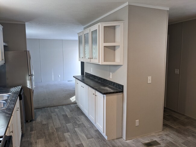 Foto del edificio - 3617 N Grand Ave E