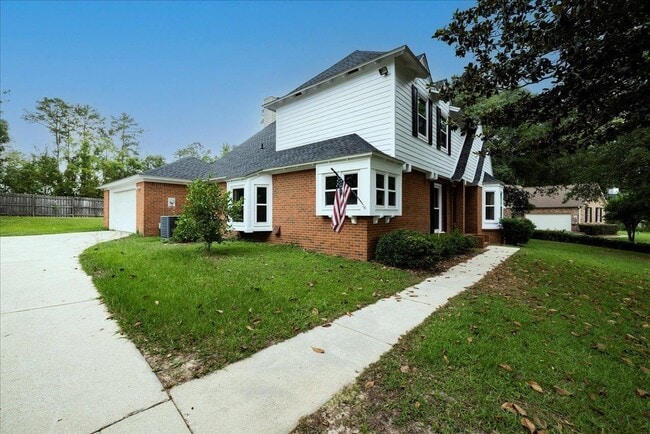 Building Photo - 2464 Elfinwing Ln