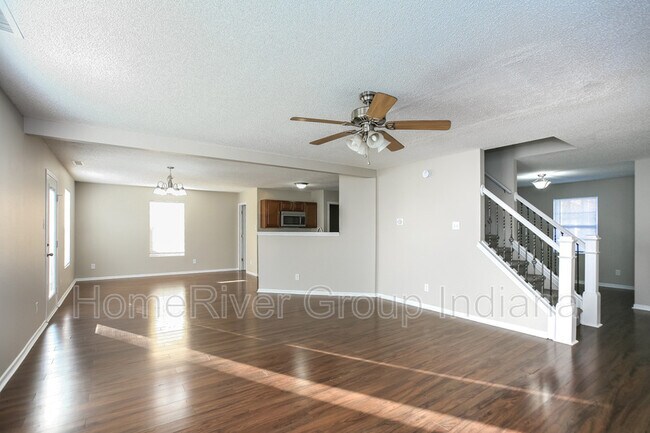 Building Photo - 9166 Middlebury Way