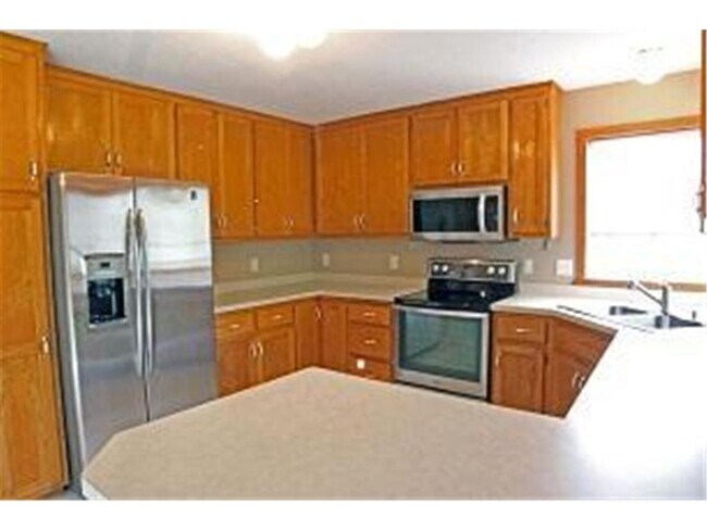 Foto del edificio - 23179 Arrowhead St NW