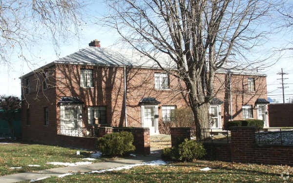 Building Photo - 20-30 S Kellner Rd
