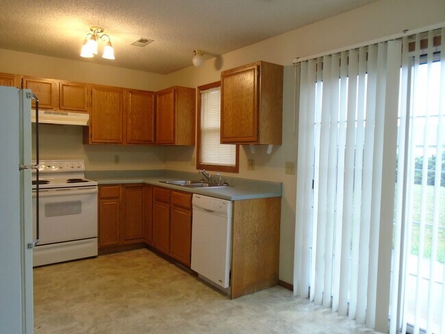 Building Photo - 410 Butterfield Manhattan KS