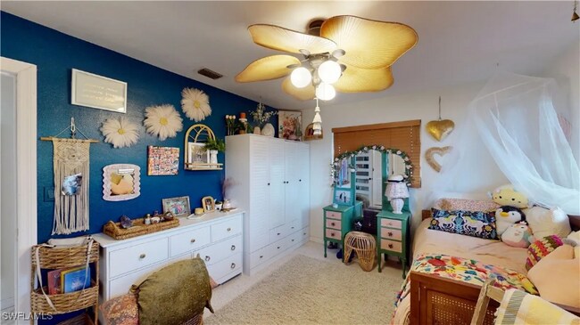 Foto del edificio - 5216 Versailles Ct