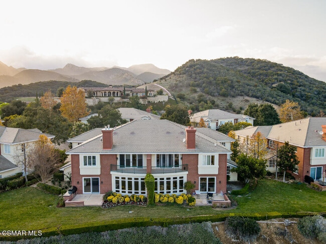 Building Photo - 2390 Crombie Ct