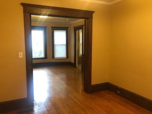 Foto del edificio - 2937-2939 Fremont Avenue North