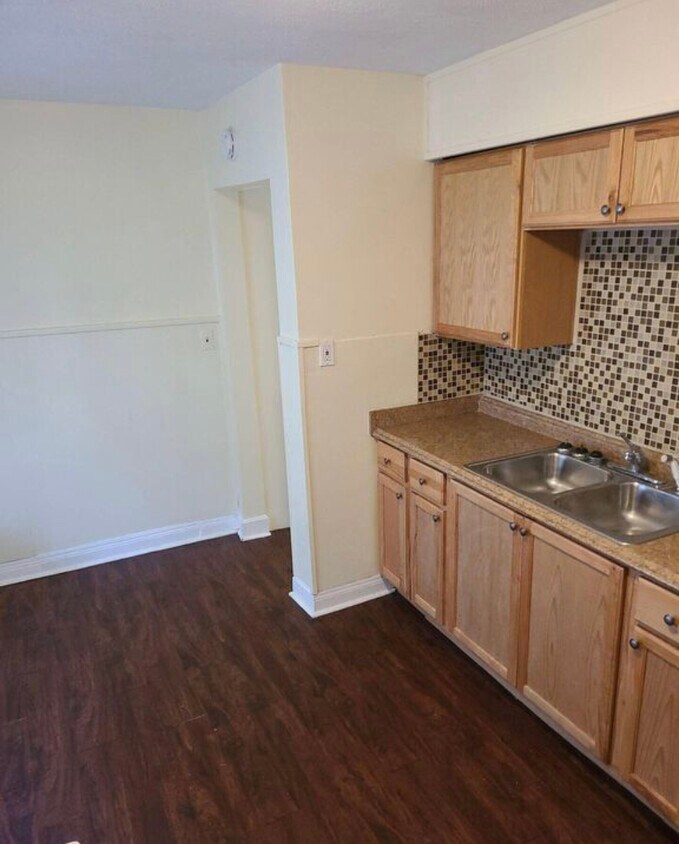 Foto del edificio - 4226 Greenwood Ave