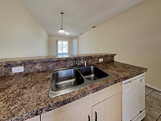 Foto del edificio - 16101 Indian Creek Dr