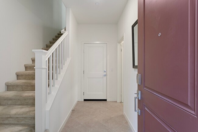 Building Photo - 839 Cranberry Way
